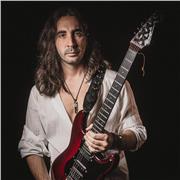 Clases de guitarra eléctrica. Profesor titulado con más de diez años de experiencia. Presencial y online